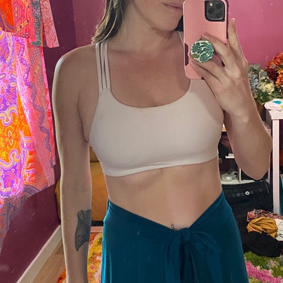 Athleta Sports Bra - Picture 5 of 5